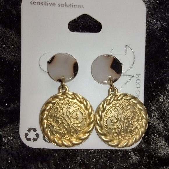 New Lot Claires Icing Animal Earrings Crawlers Necklace Rings‎ Cat Eye Glasses - Picture 12 of 13